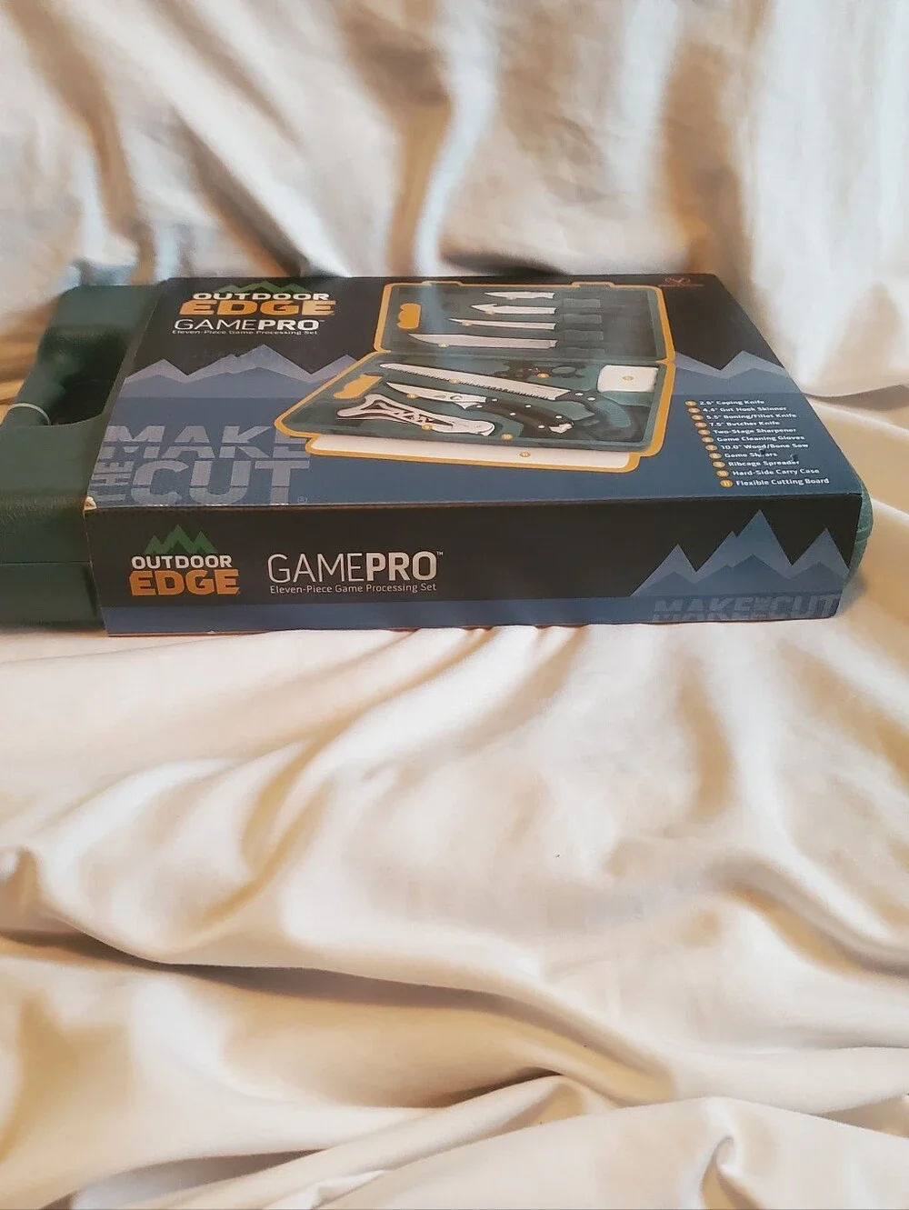 Outdoor Edge GamePro 11-Piece Game Processing Knife Set Hard Plastic Case, New